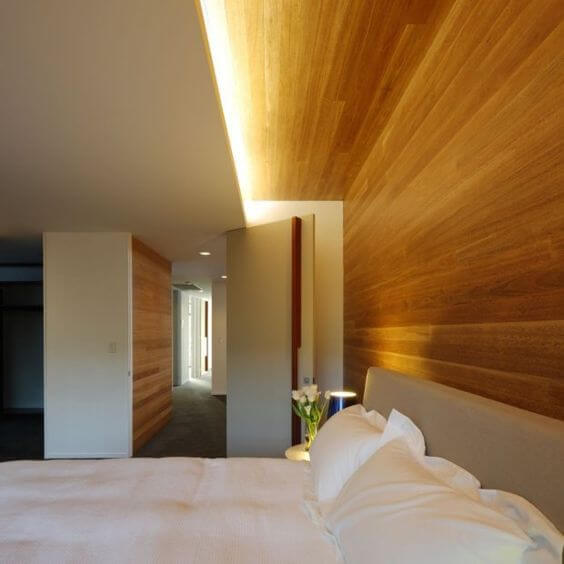 光を反射させる工夫証明は間接照明の中でも代表的な手法です。寝室などおススメです。